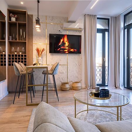 Golden View - Breathtaking Location In Bucharest Apartment Exterior photo
