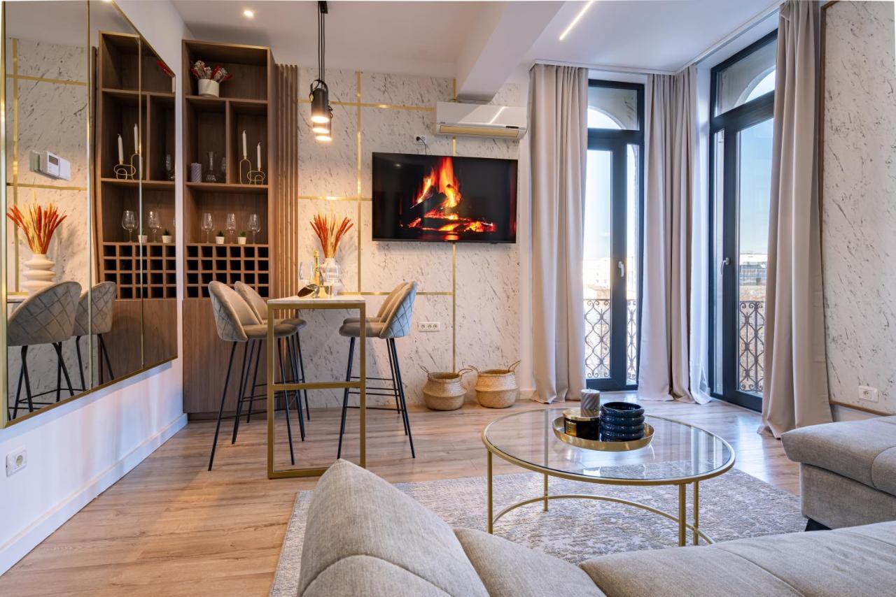 Golden View - Breathtaking Location In Bucharest Apartment Exterior photo