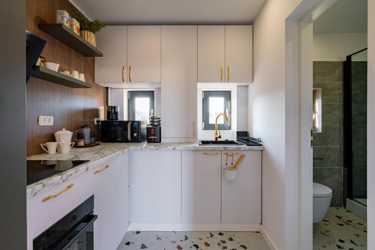Golden View - Breathtaking Location In Bucharest Apartment Exterior photo