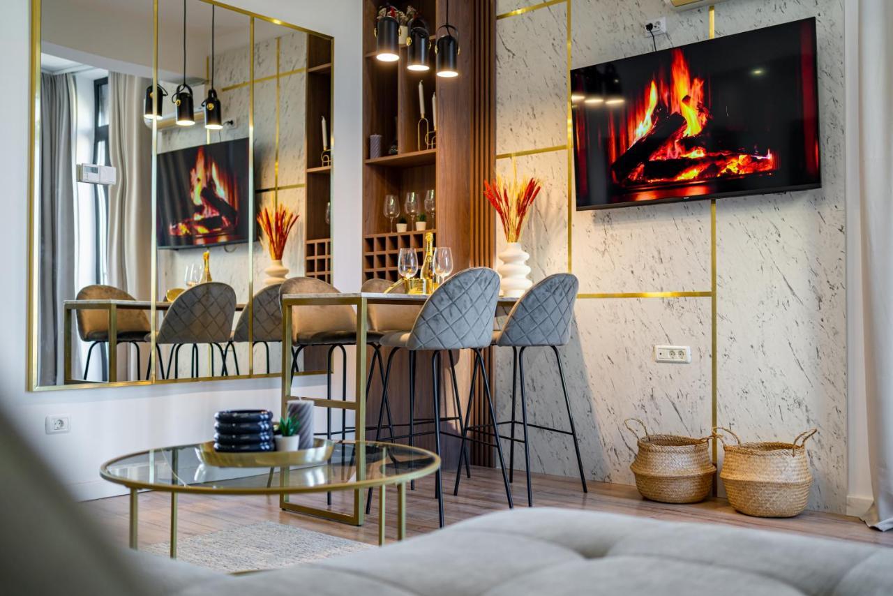 Golden View - Breathtaking Location In Bucharest Apartment Exterior photo